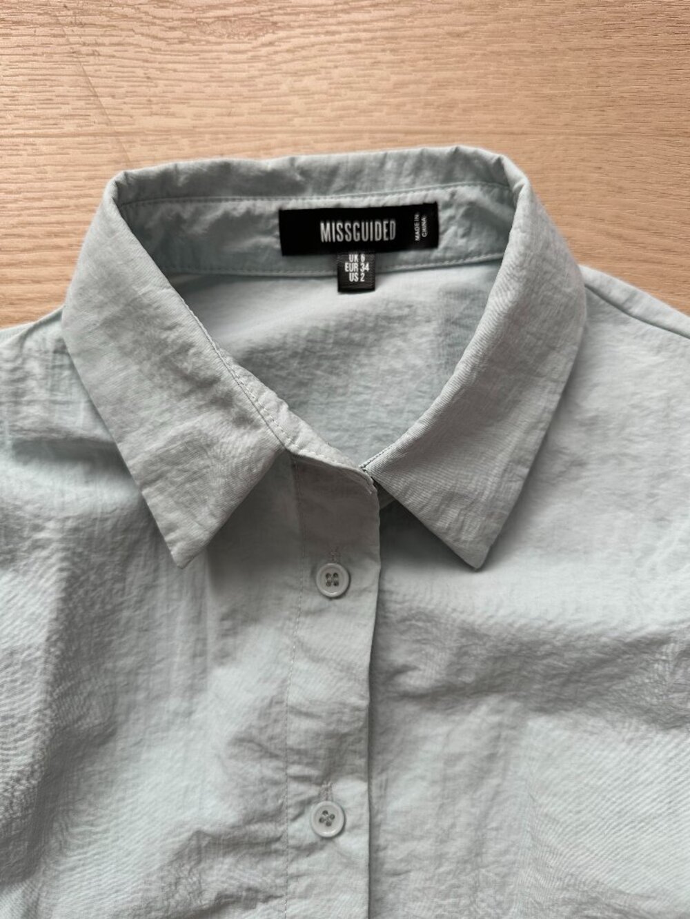 Missguided Babyblue Puffed-Sleeve blouse